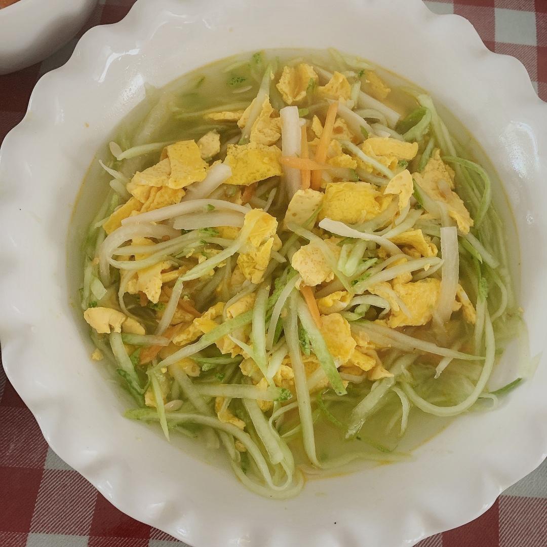 夏天来了--鸡蛋黄瓜凉菜