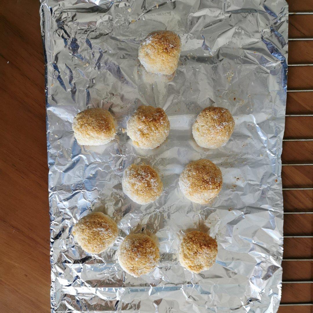 蛋白椰丝球（消耗做冰淇淋多出来蛋白）