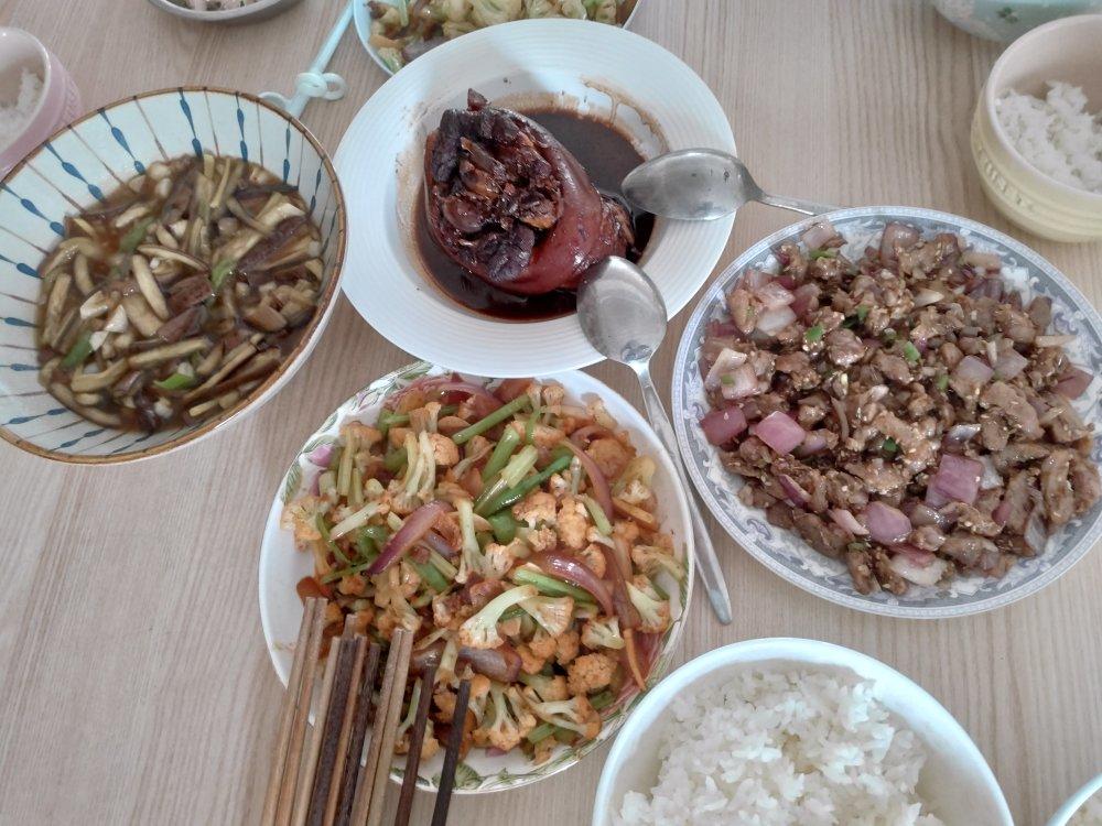 厨师长教你：“孜然羊肉”的家常做法，香味浓郁，简单易学，收藏