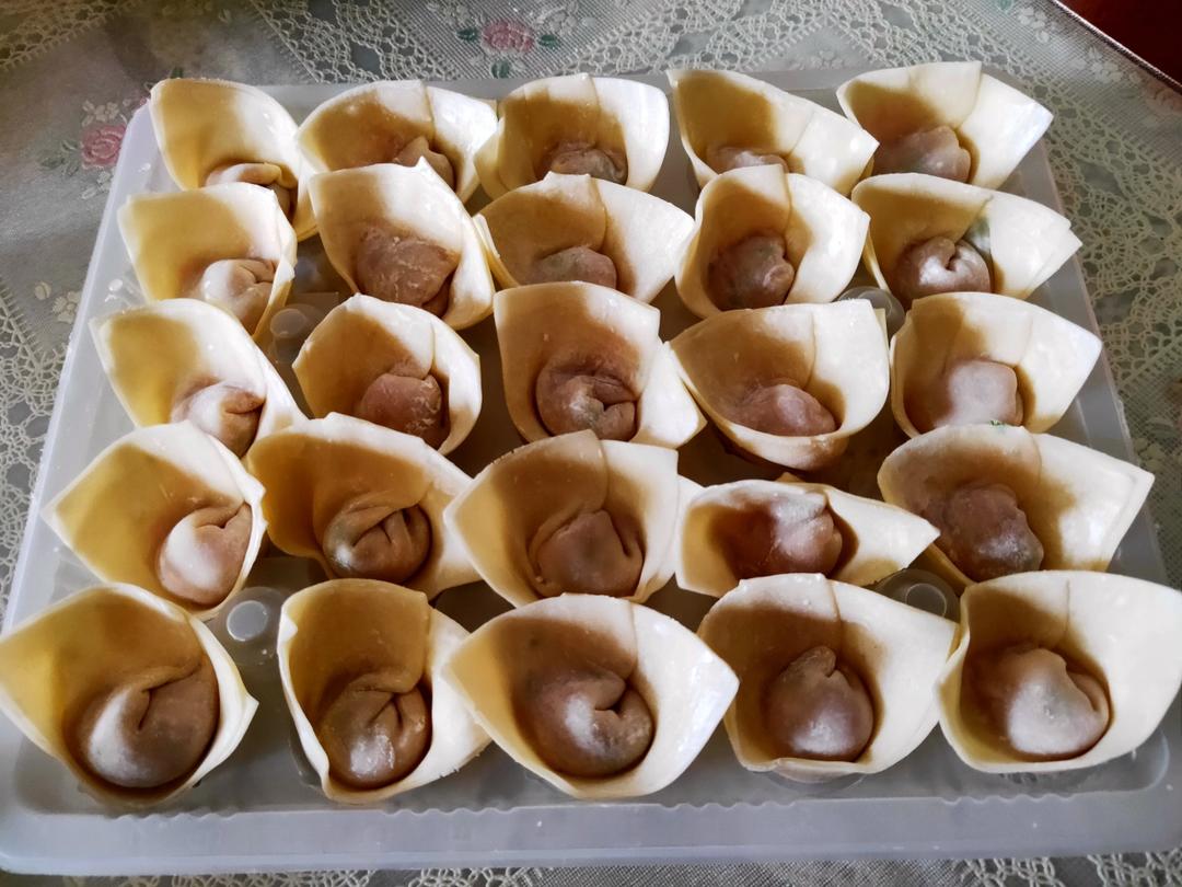 元宝馄饨的包法