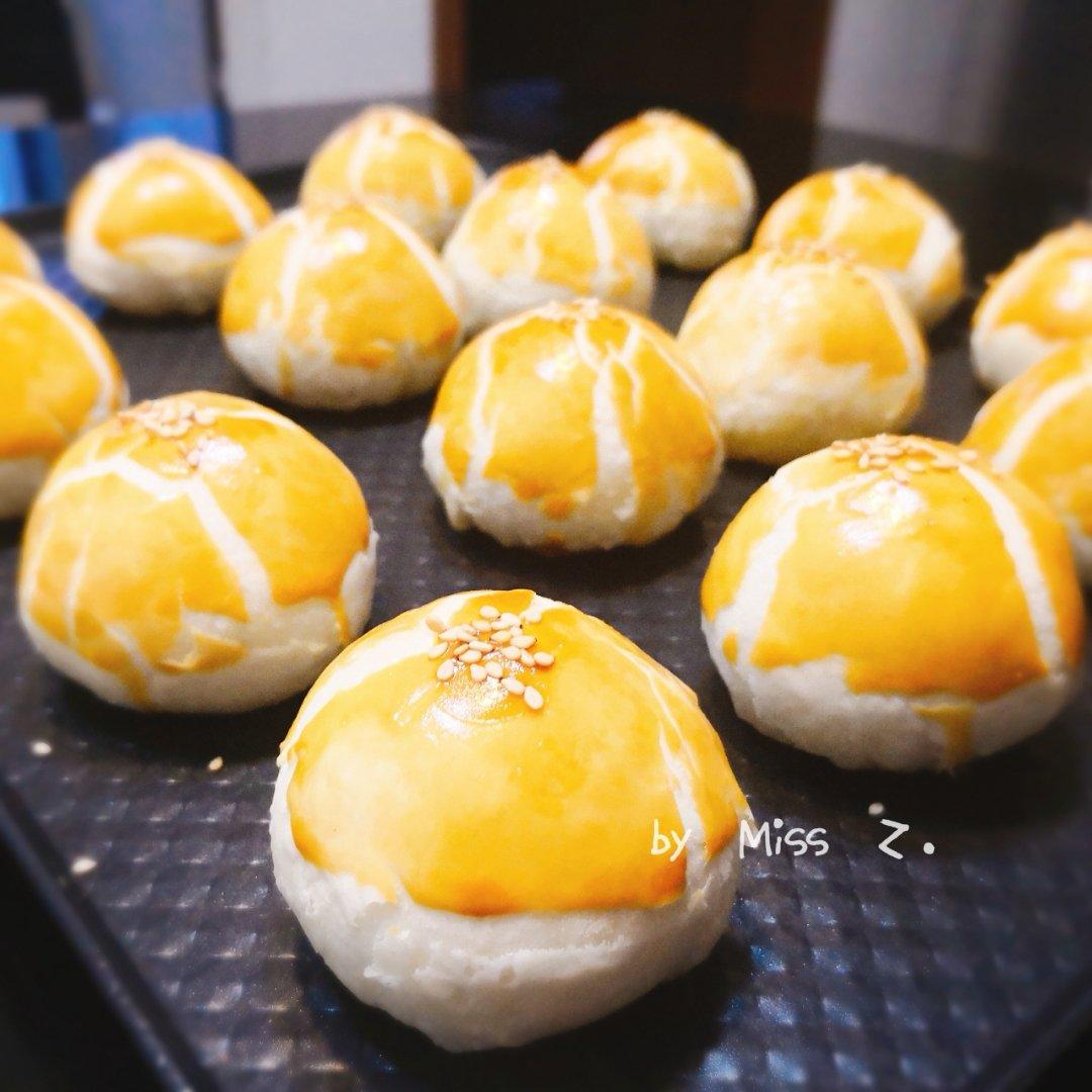 百吃不腻的蛋黄酥