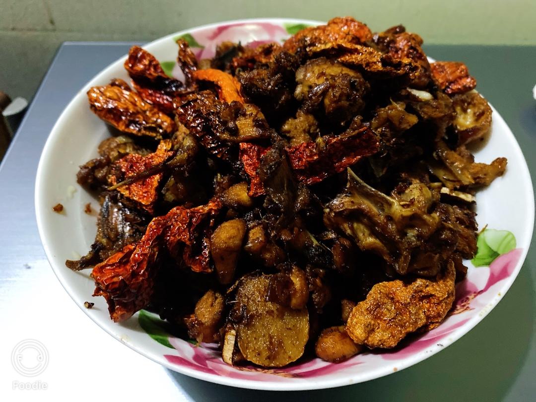 新疆柴窝堡辣子鸡（跟饭馆没差别）