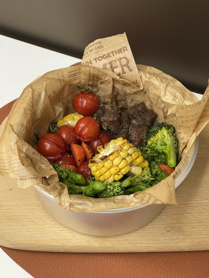 西餐店必备l🥦🥩烤时蔬牛肉粒了 终于吃上这口了