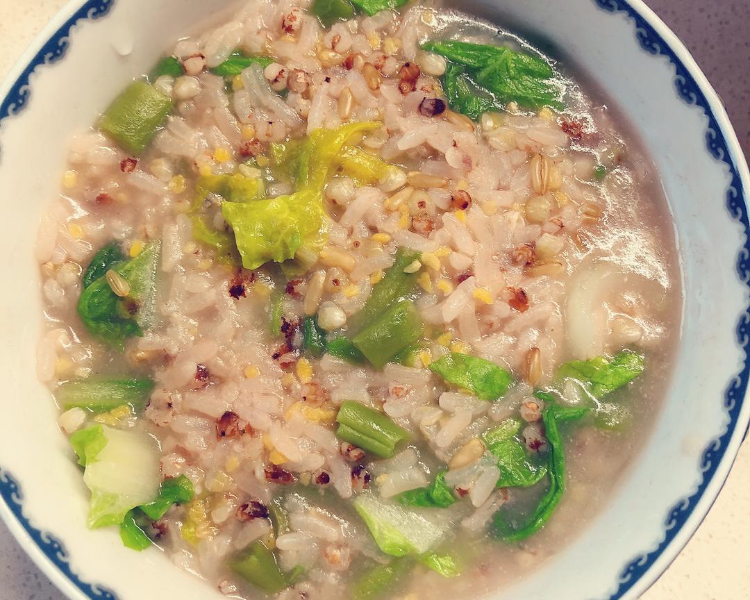 杂粮时蔬粥