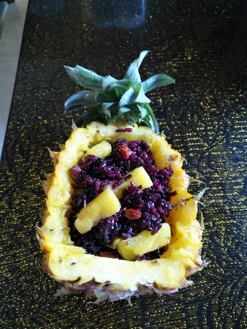 紫糯米菠萝饭