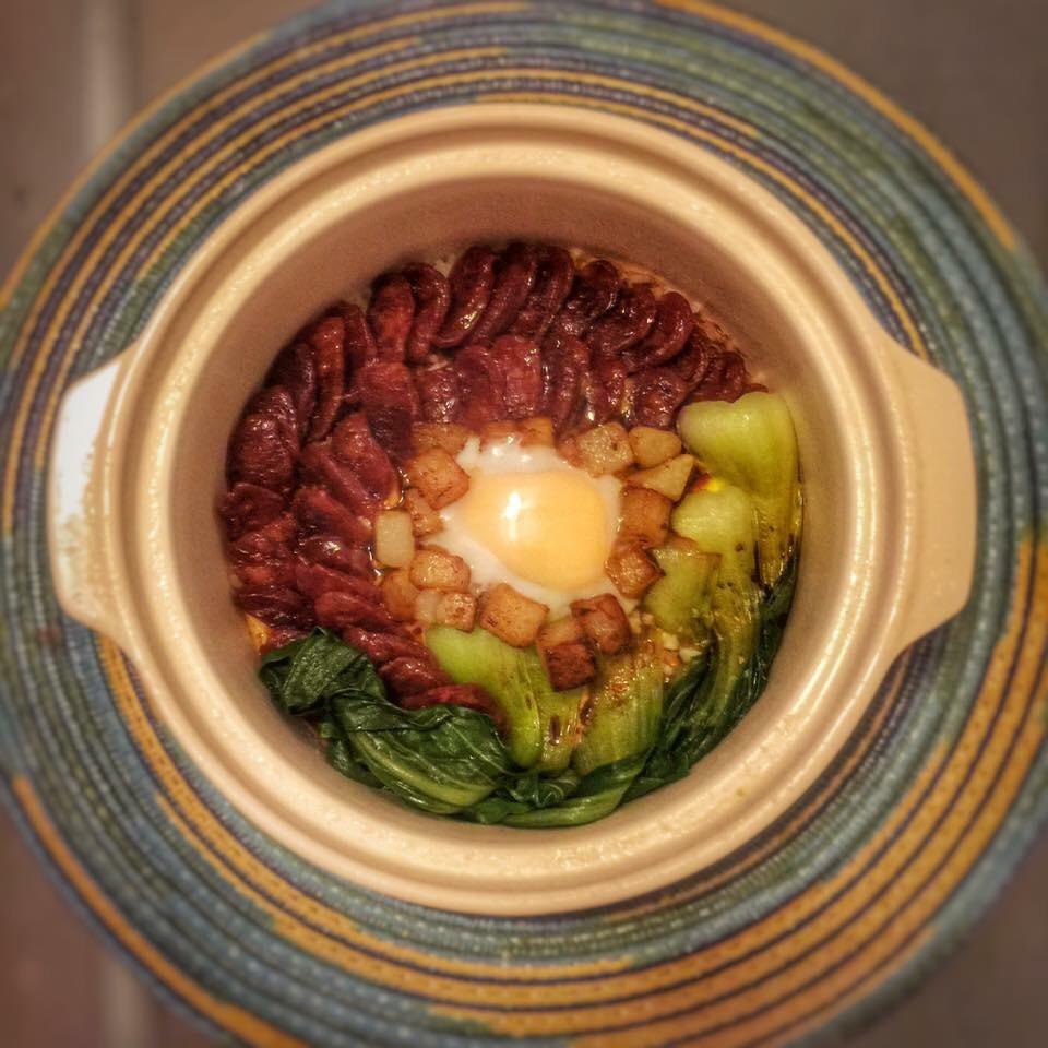 香肠煲仔饭