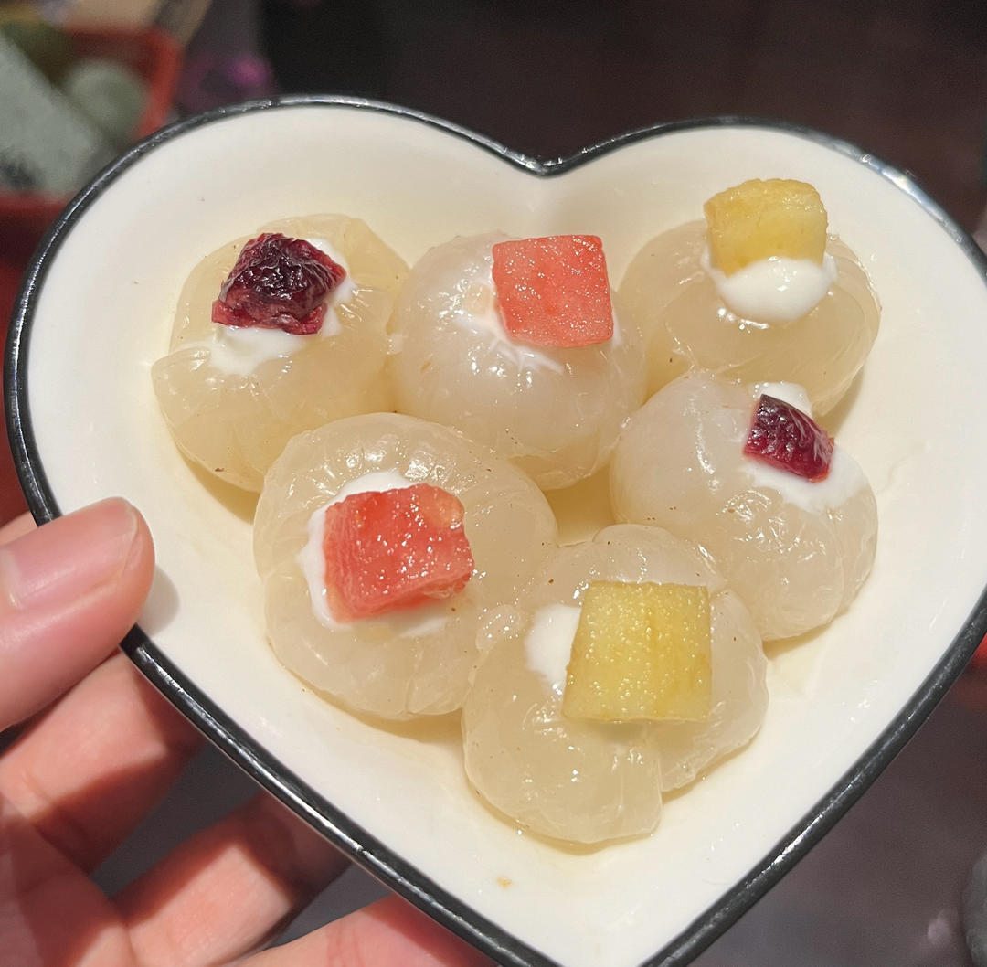 绝绝子❗️荔枝的神仙吃法✅爆浆荔枝酸奶冻