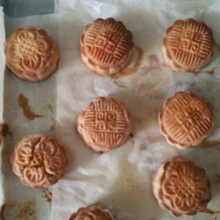 广式月饼——蛋黄莲蓉月饼