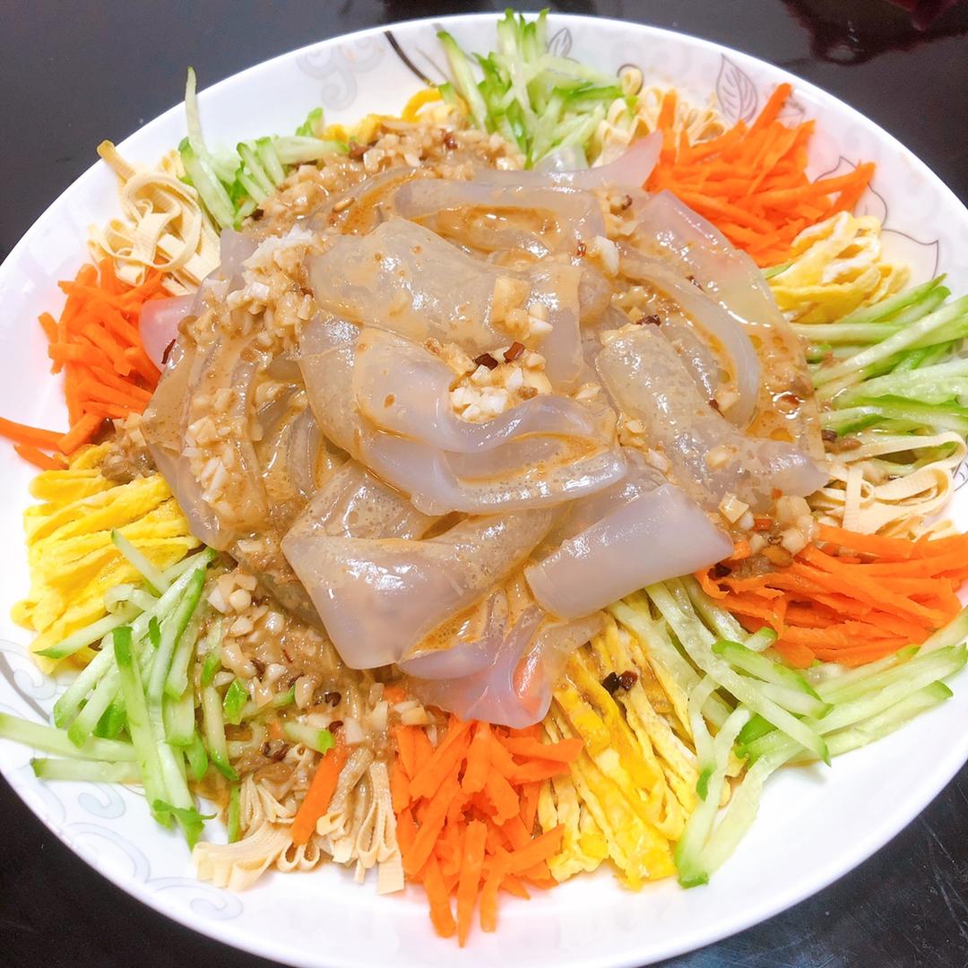 麻酱五彩拉皮