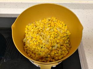 椒盐玉米粒🌽的做法 步骤7