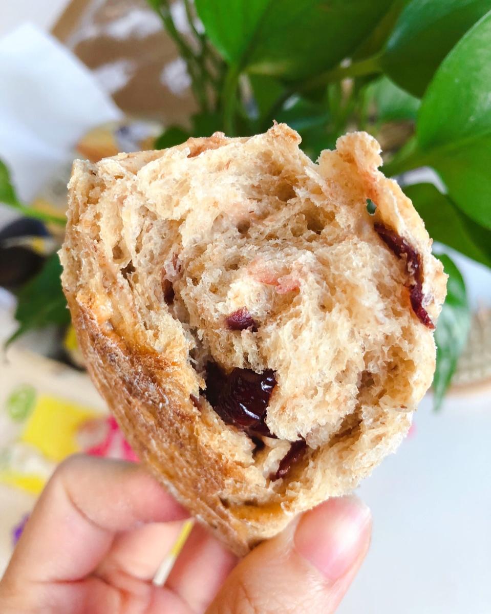 全麦蔓越莓软式欧包（免揉）