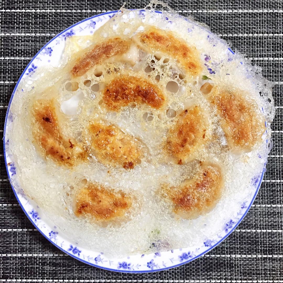 冰花煎饺（个人认为最好吃的饺子做法了！）