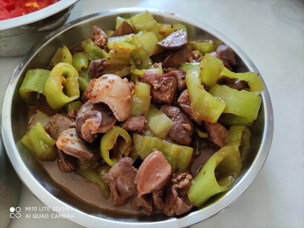 超级下饭•鸡腿肉丁炒黄皮椒