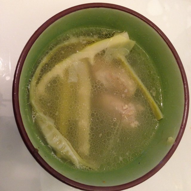 扁尖笋排骨汤