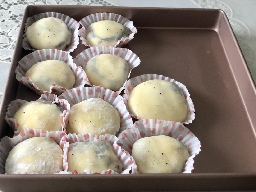 腹黑白胖子——奥利奥雪媚娘