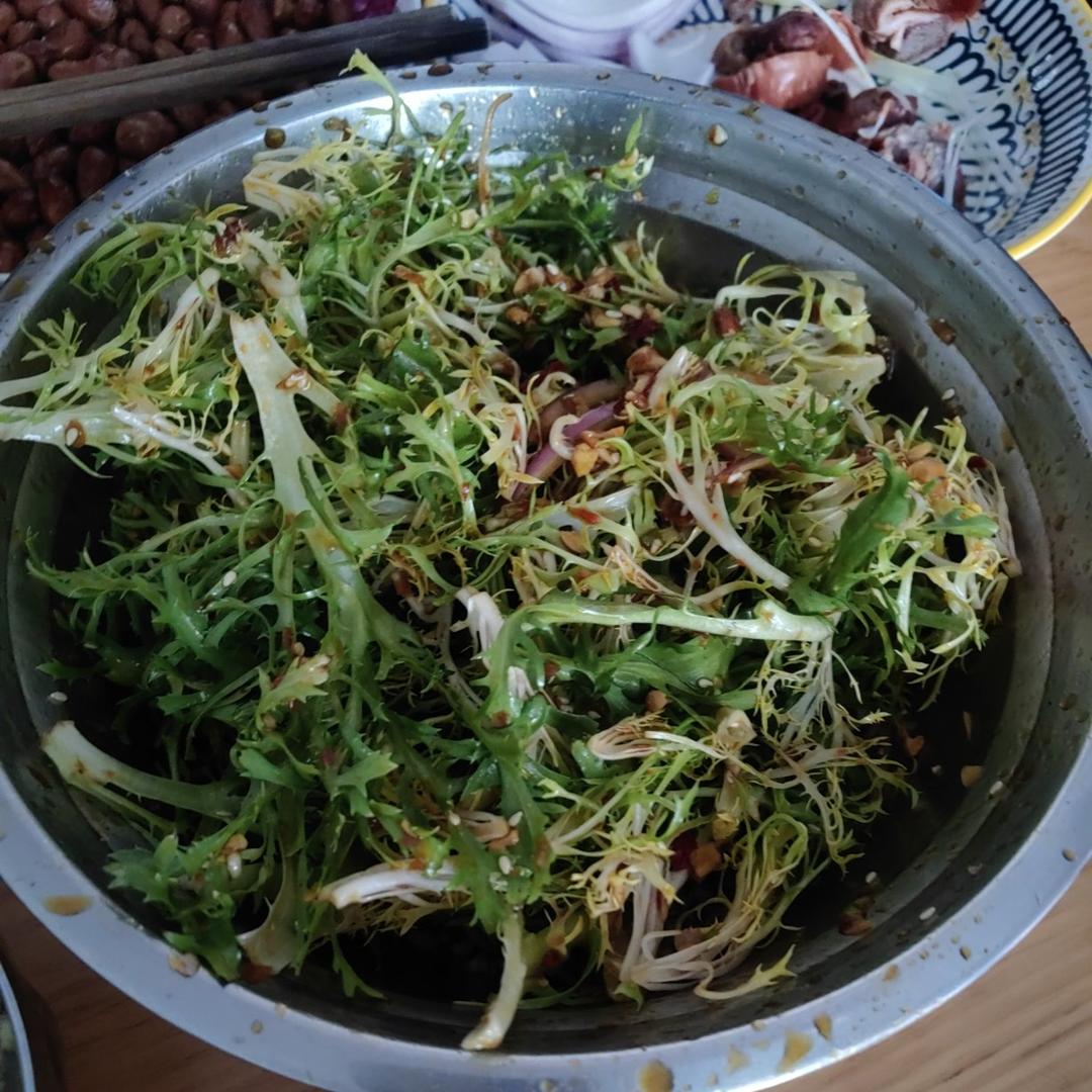年夜饭必做的一道凉菜凉拌苦菊