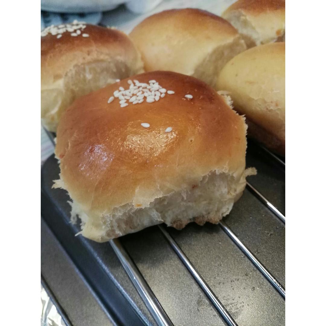 胡萝卜餐包（超柔小面包）