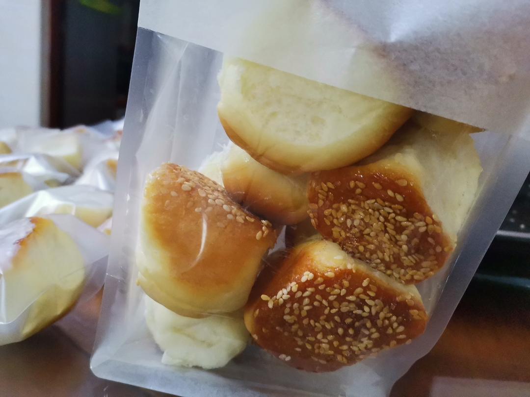 蜂蜜脆底小面包