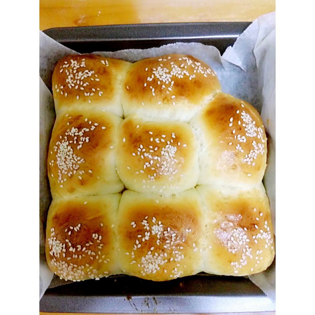 大人小孩都爱不释口的【蜂蜜牛奶小餐包】