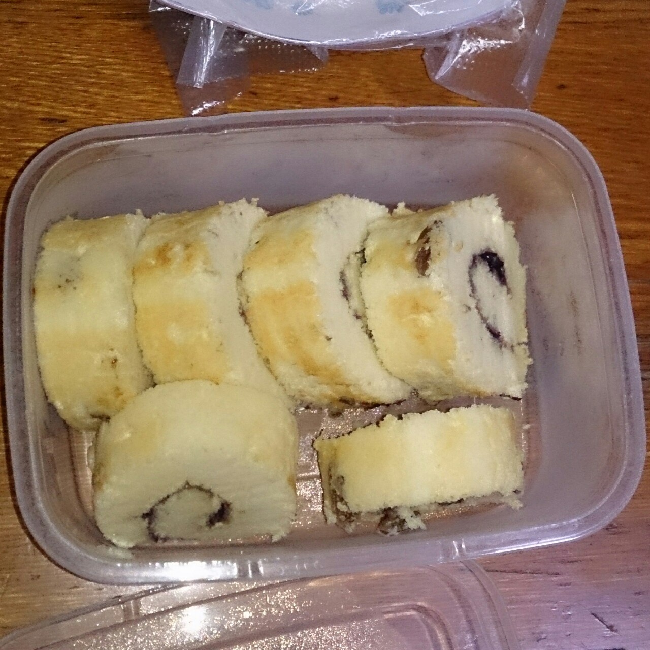 葡萄干蛋糕卷