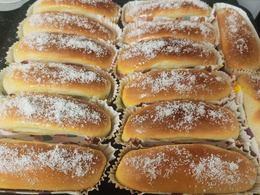 咸奶油椰蓉包的做法