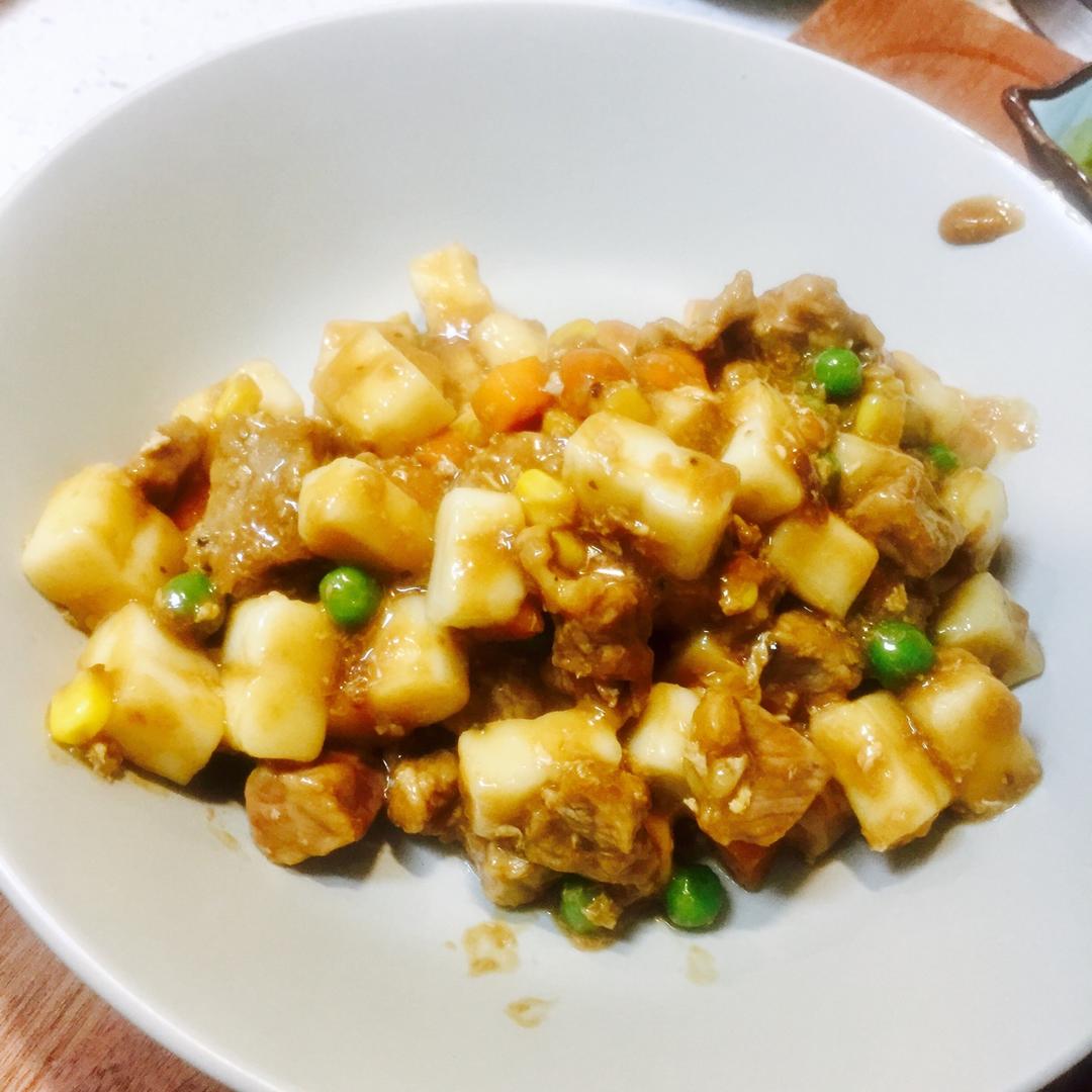 黑椒年糕牛肉粒