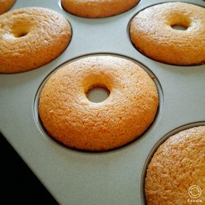 甜甜圈（蛋糕版）的做法 步骤4