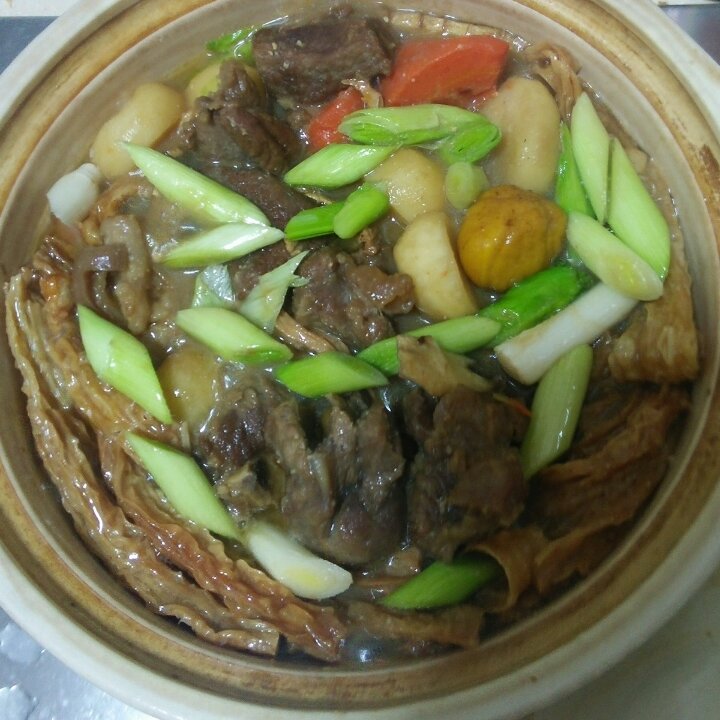 暖身广式羊肉煲
