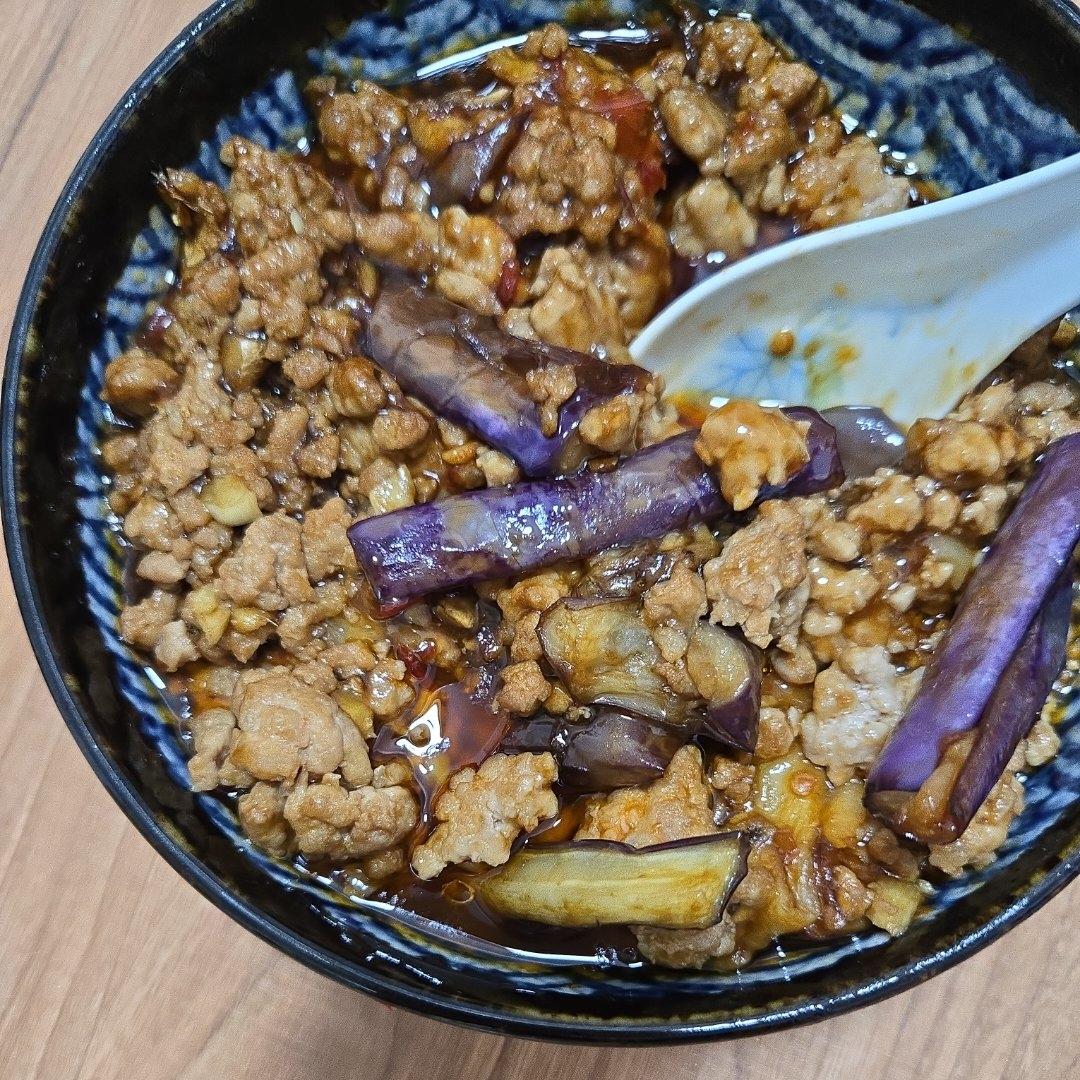 开胃下饭菜！巨简单的家常鱼香茄子煲