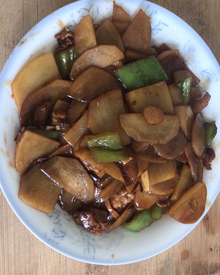 肉炒青椒土豆片