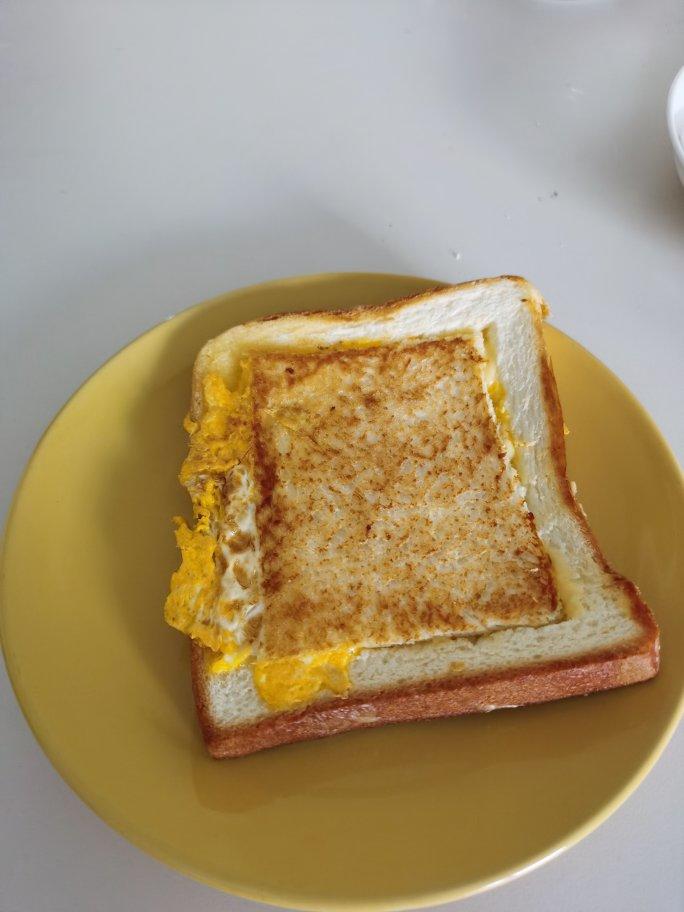 爱情是只大象做的芝士鸡蛋面包片