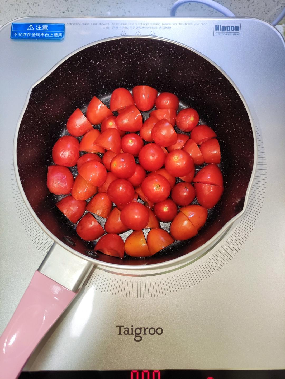 含宣软饼皮做法、自己在家也能做出馅料十足、超拉丝的美味诱人披萨