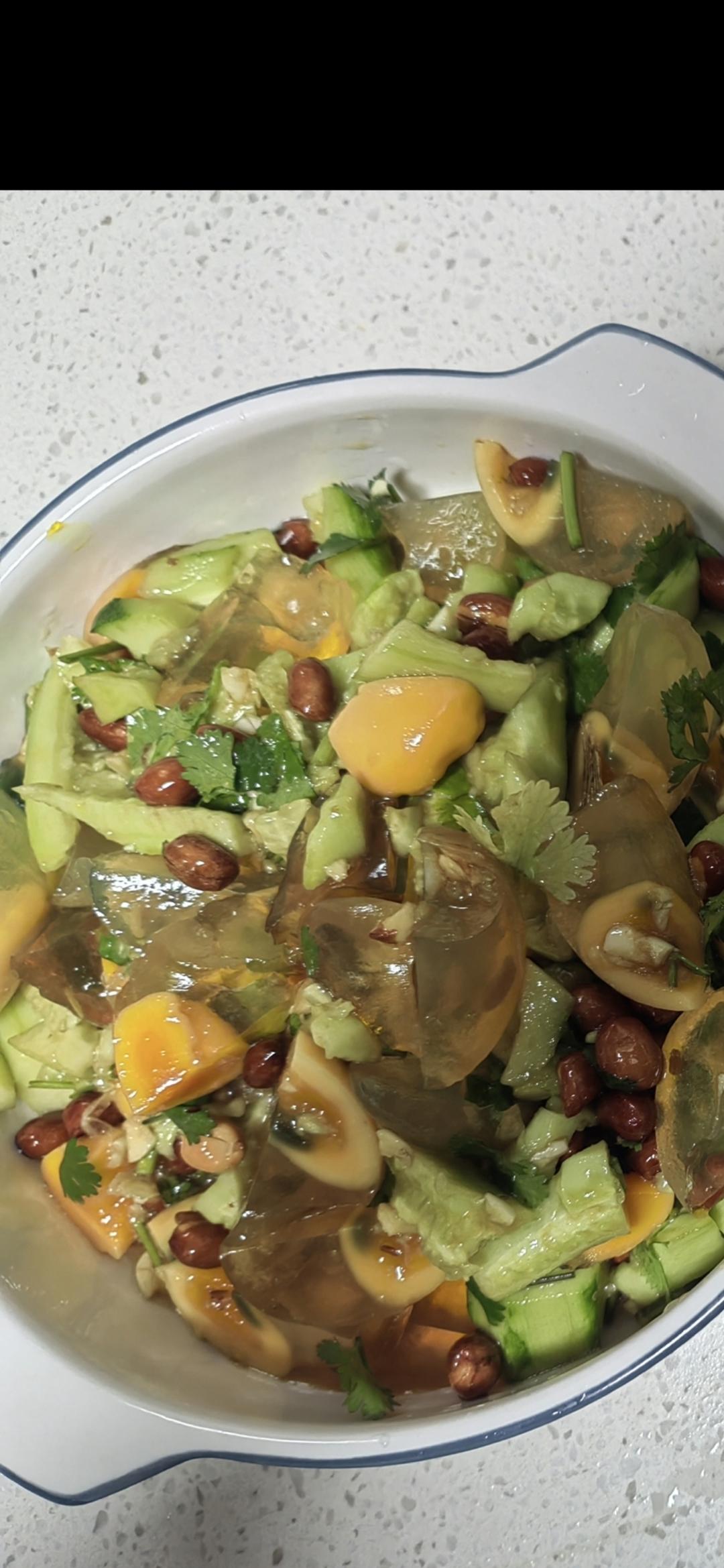 凉拌皮蛋 变蛋 松花蛋（五星大厨私传配方，5分钟搞定，朋友说是他吃过最好吃的）