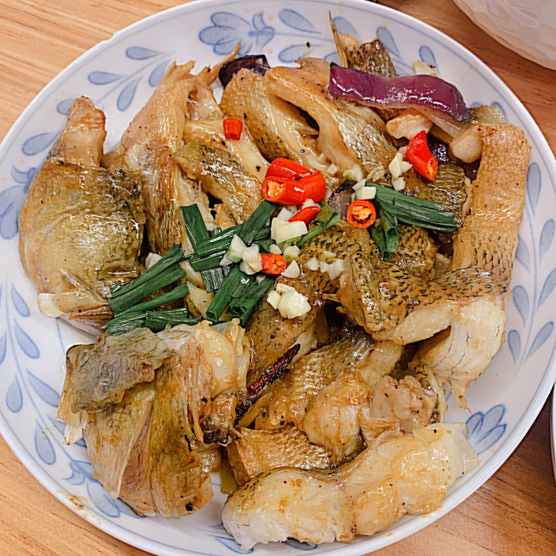 葱香焗鲈鱼