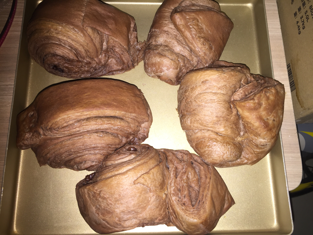 脏脏包-可颂牛角包Chocolate Croissants