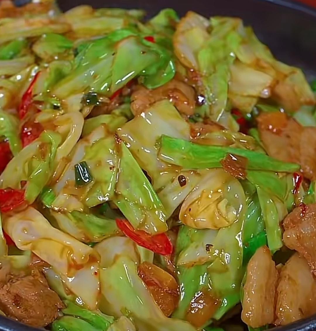 包菜炒肉