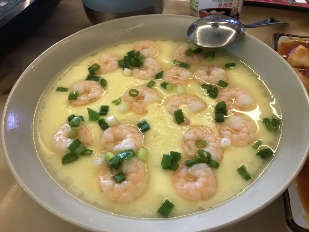 滑嫩的虾仁蛋羹