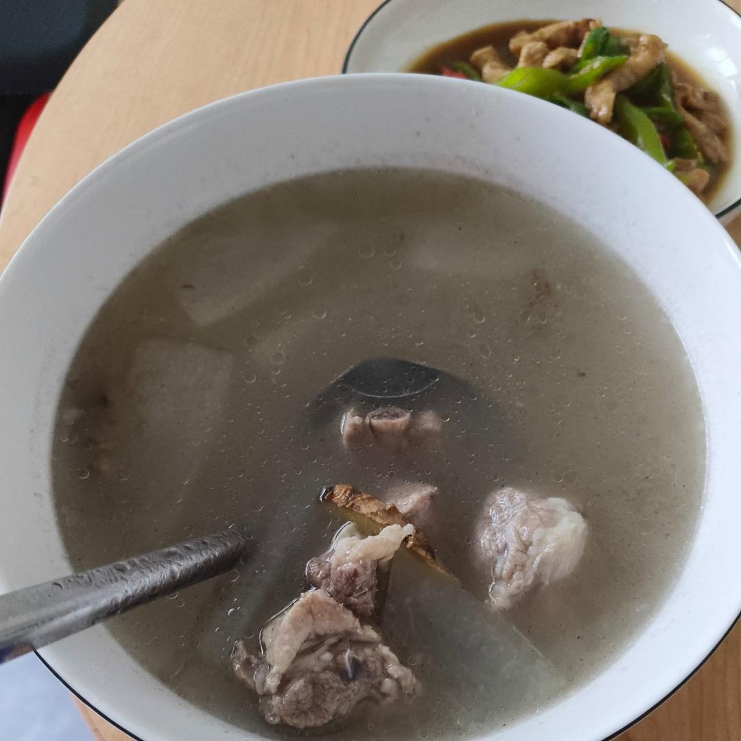 冬瓜排骨汤，夏天的味道