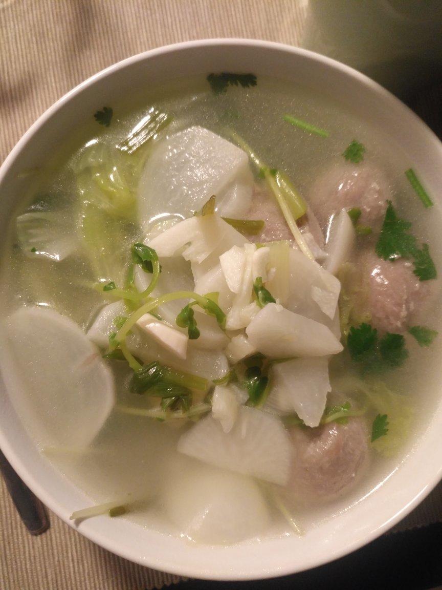 白萝卜潮汕牛肉丸清汤