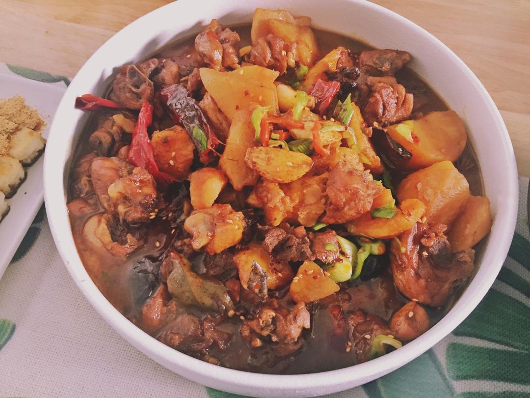 地锅鸡+自制红油【曼食慢语】