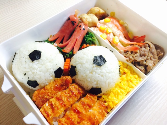 足球饭团便当