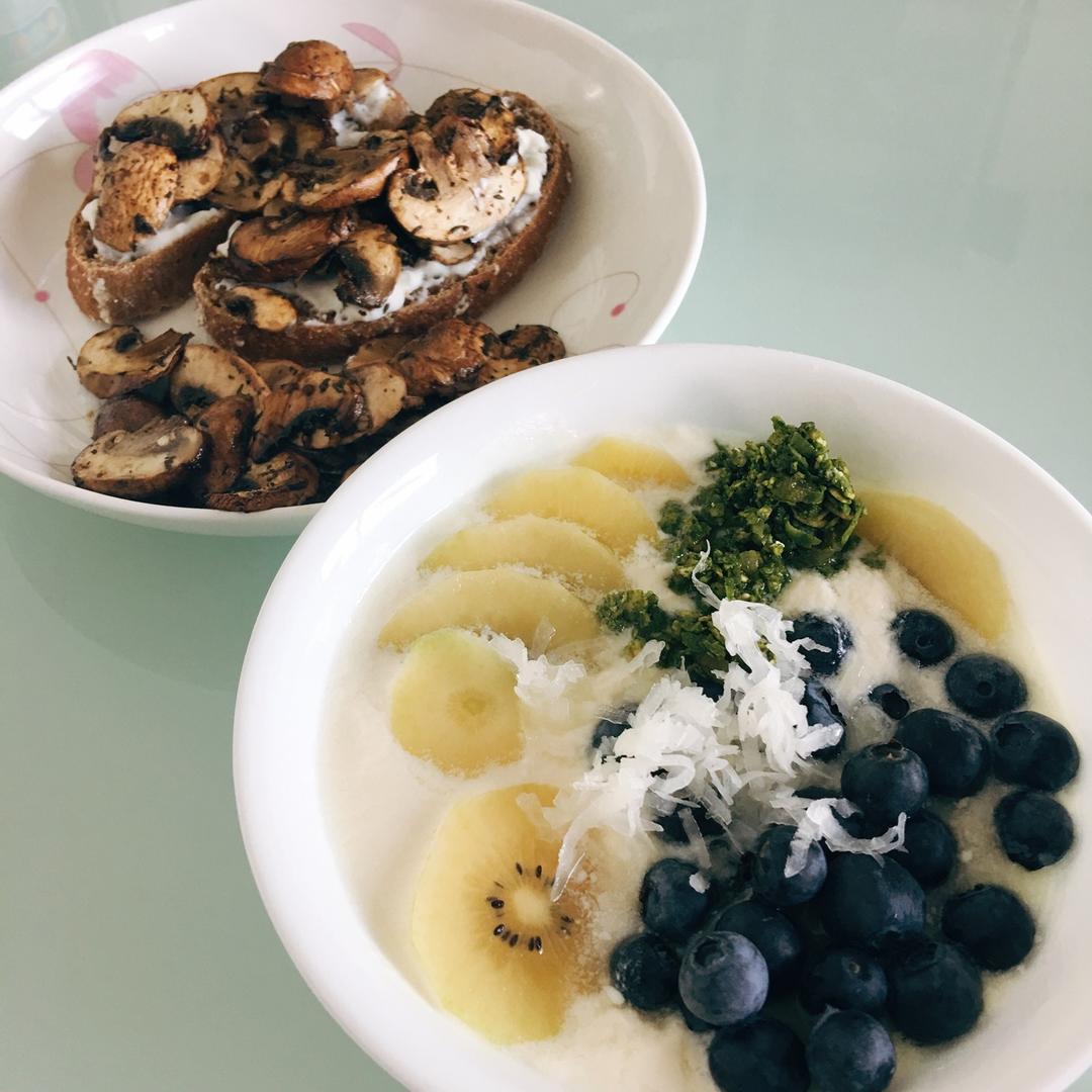 迷迭香烤蘑菇&蘑菇tartine
