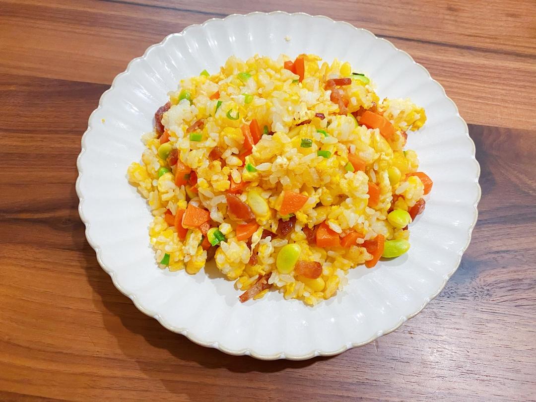 爆好吃的无敌腊肠炒饭