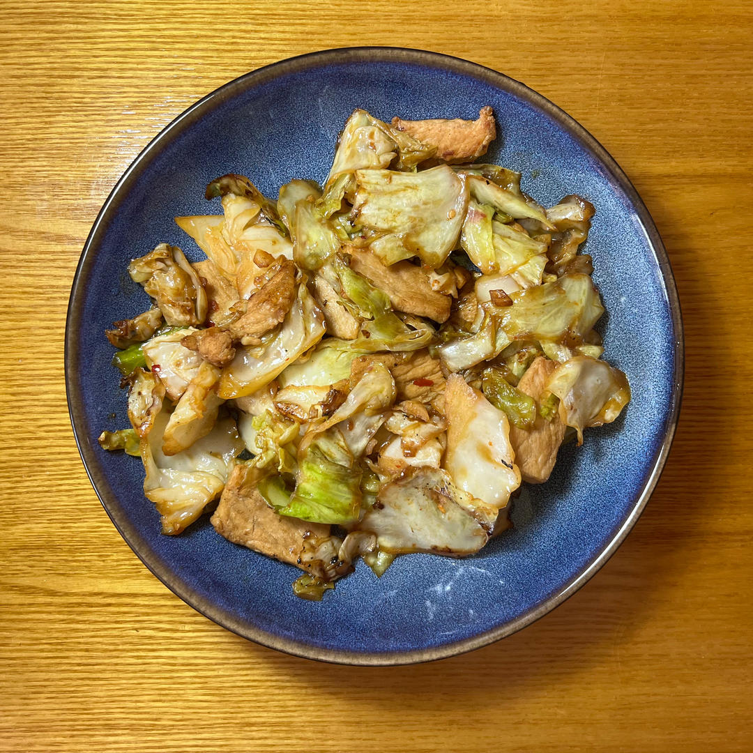 包菜炒肉