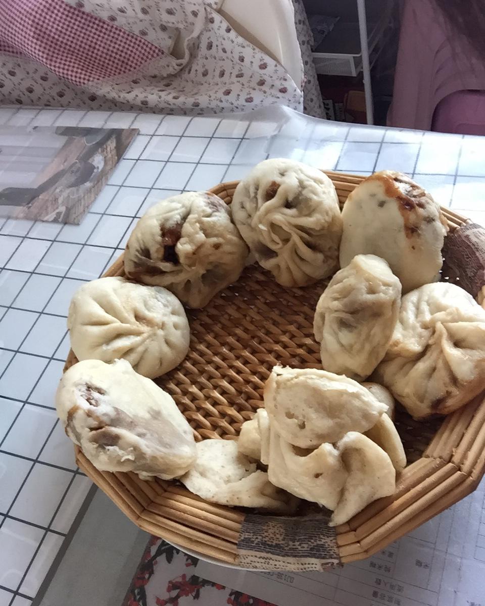 香菇胡萝卜鸡肉包子