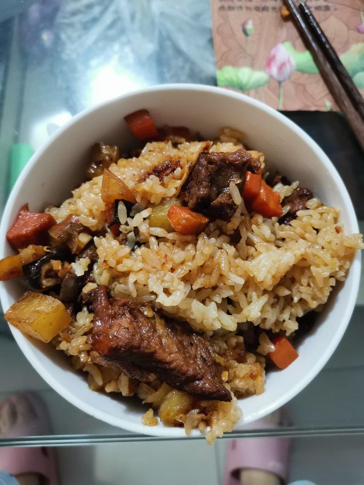 喷香排骨焖饭（爆好吃）