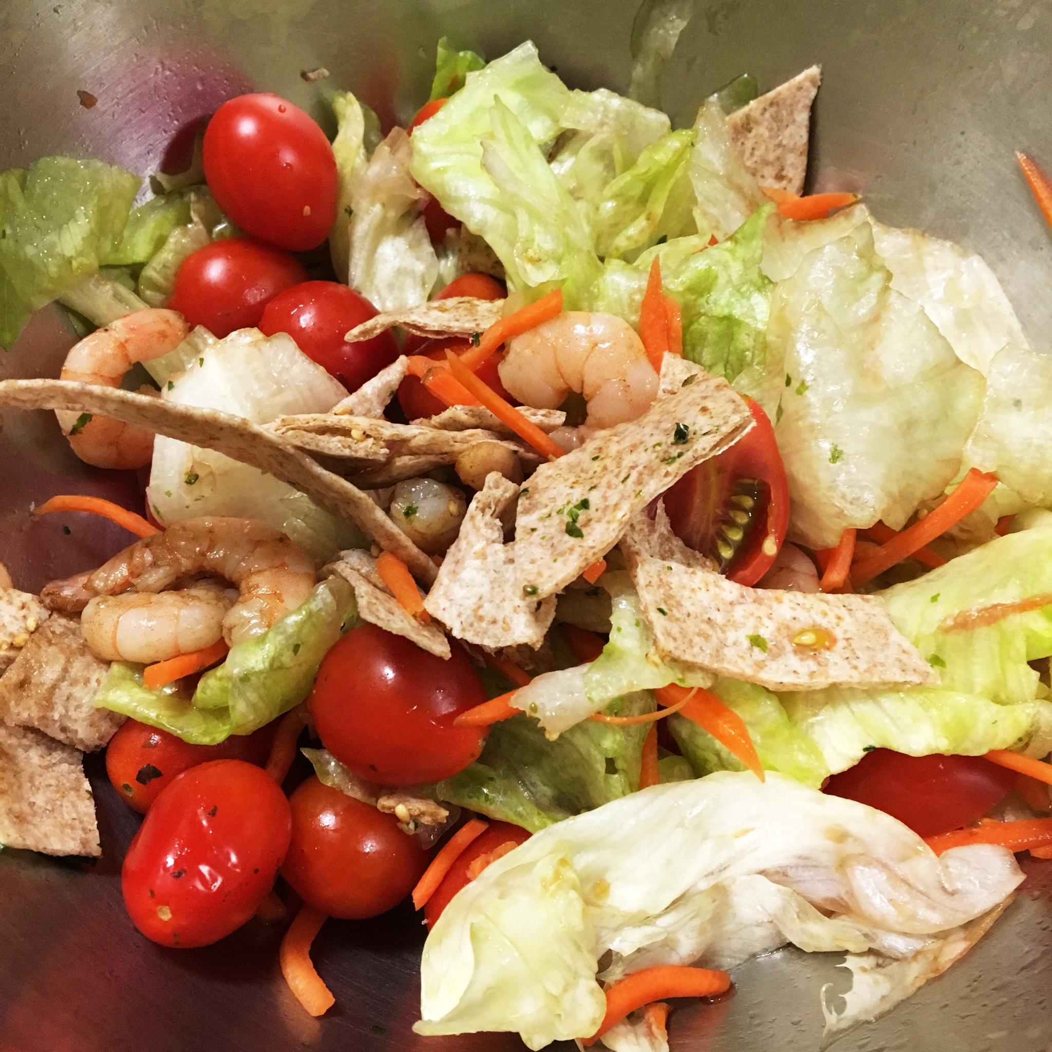 蔬菜虾沙拉（简单健康版）的做法 步骤4