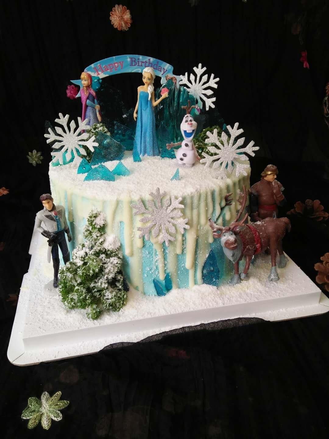 冰雪奇缘蛋糕的做法