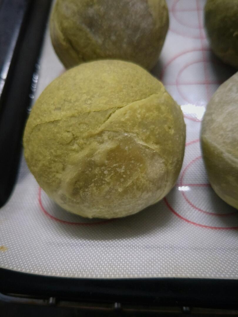蛋黄酥：抹茶酥：（奶黄味）