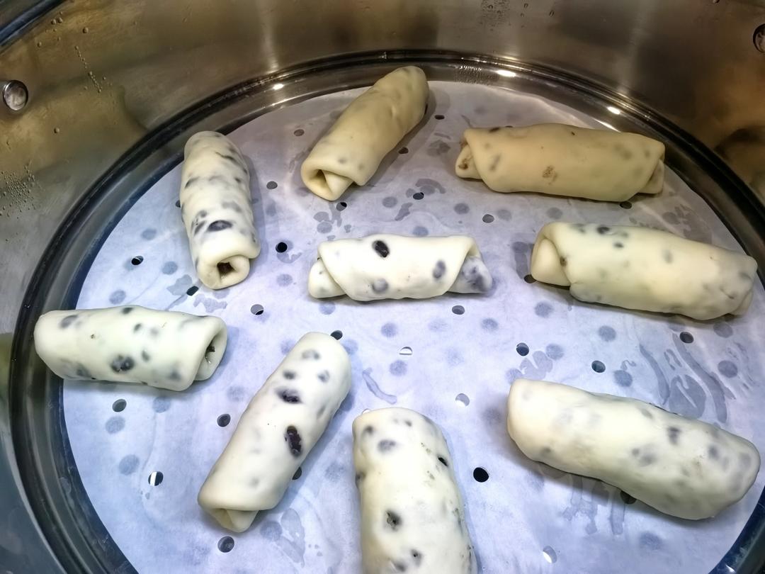 玉米面红豆卷(自己熬蜜豆)